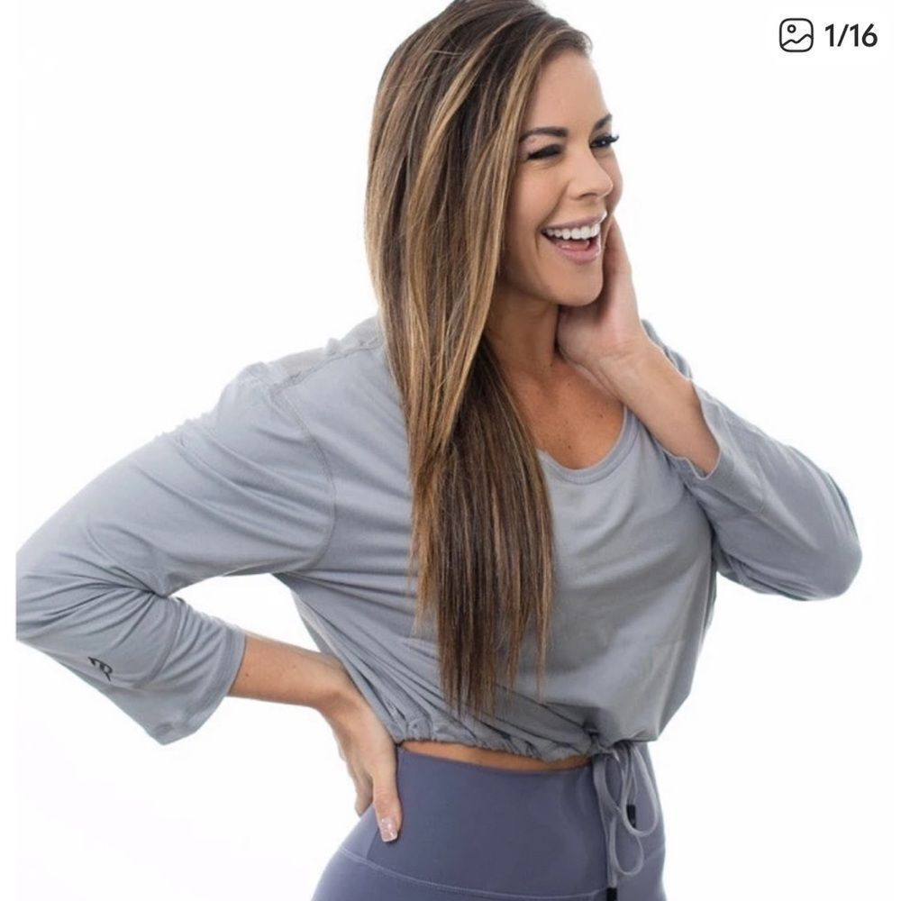 P'tula Molly Freestyle Crop Top Misty Grey